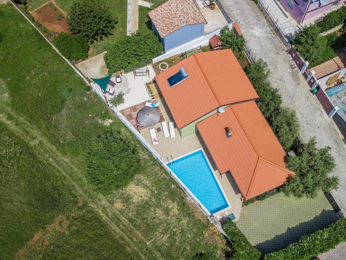 Holiday Home Tanja Пула Екстериор снимка
